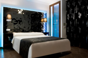Гостиница Hostal Alhambra - Adults Only  Нерха